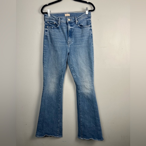 MOTHER High Waisted Weekend Skimp in On the Run
Size 29 - Picture 5 of 12